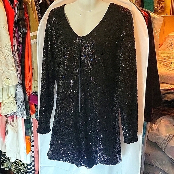 Sequined long sleeved/shorts romper - Picture 1 of 7